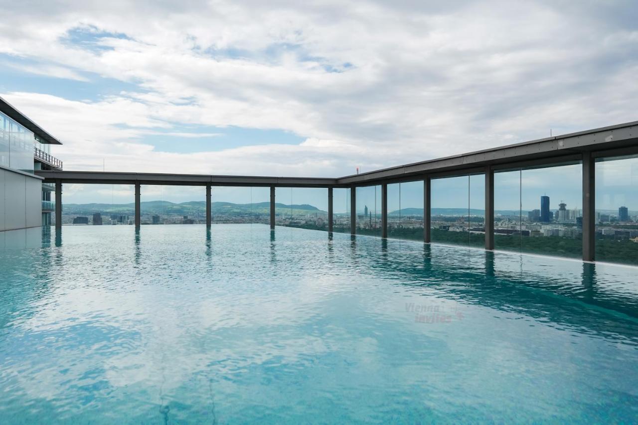 Triiiple 7Heaven - Amazing View On Top Floor With Rooftop Pool ウィーン エクステリア 写真