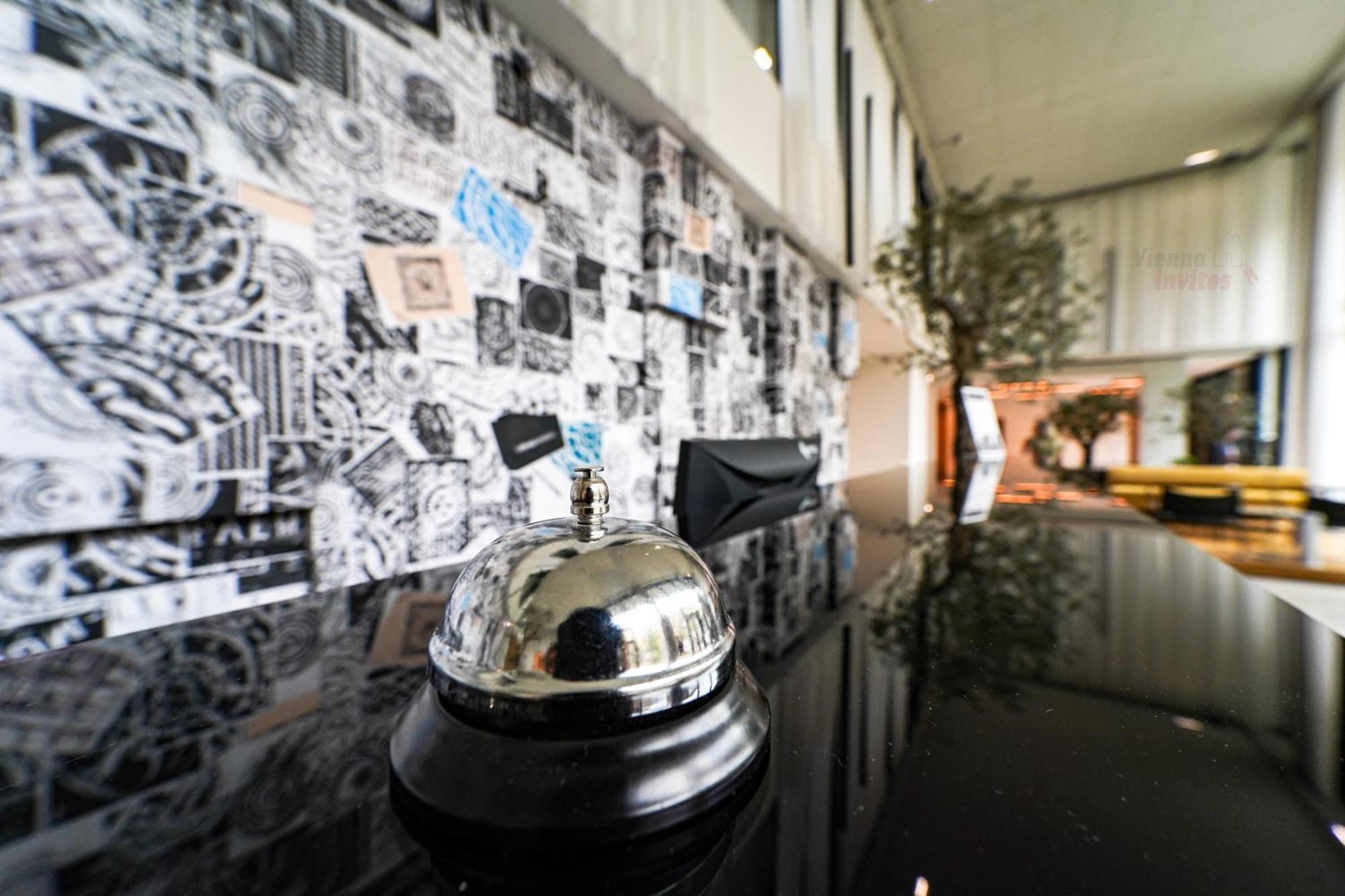 Triiiple 7Heaven - Amazing View On Top Floor With Rooftop Pool ウィーン エクステリア 写真