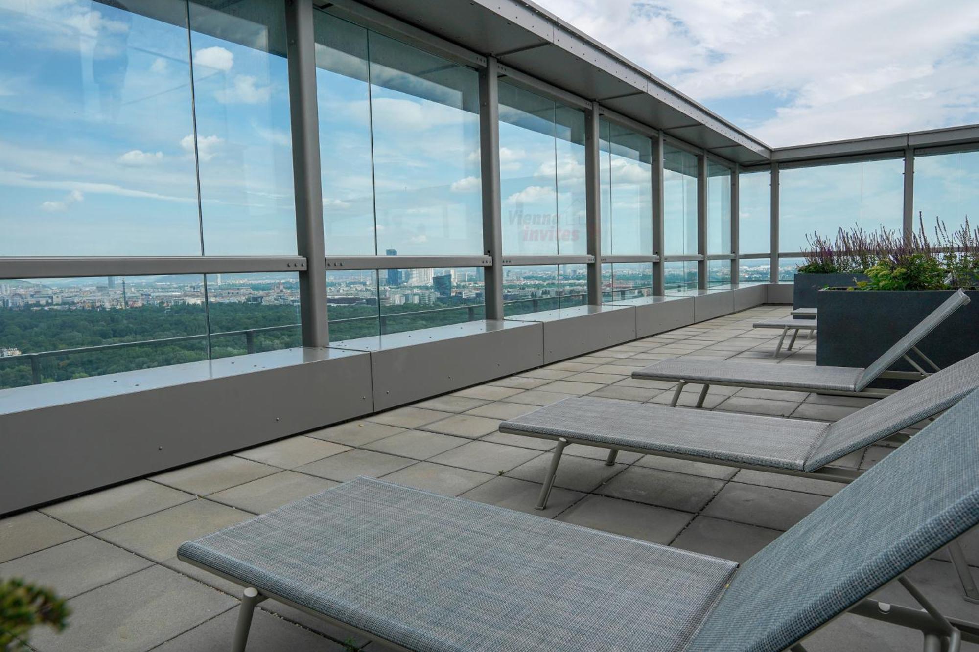 Triiiple 7Heaven - Amazing View On Top Floor With Rooftop Pool ウィーン エクステリア 写真