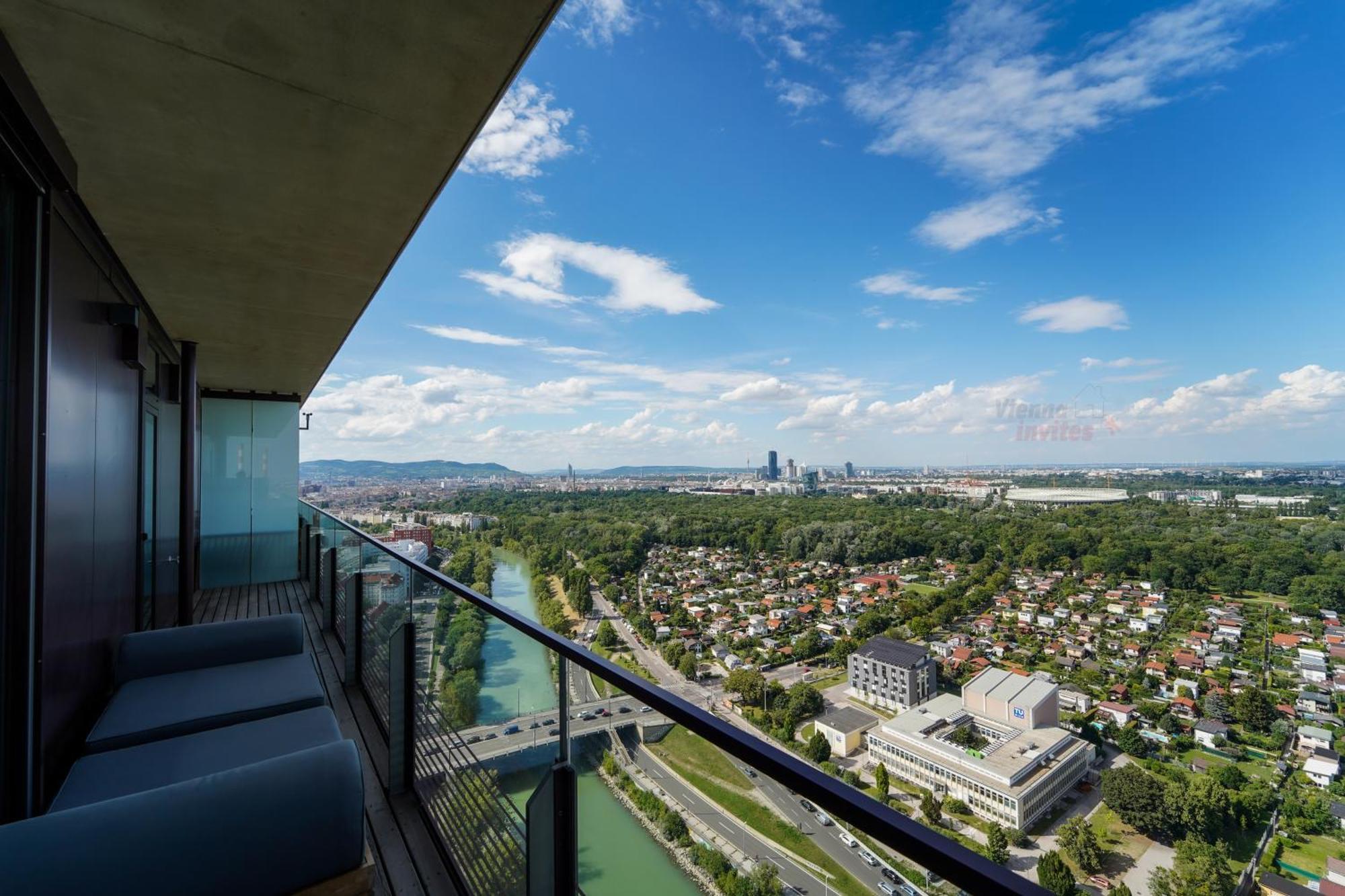 Triiiple 7Heaven - Amazing View On Top Floor With Rooftop Pool ウィーン エクステリア 写真