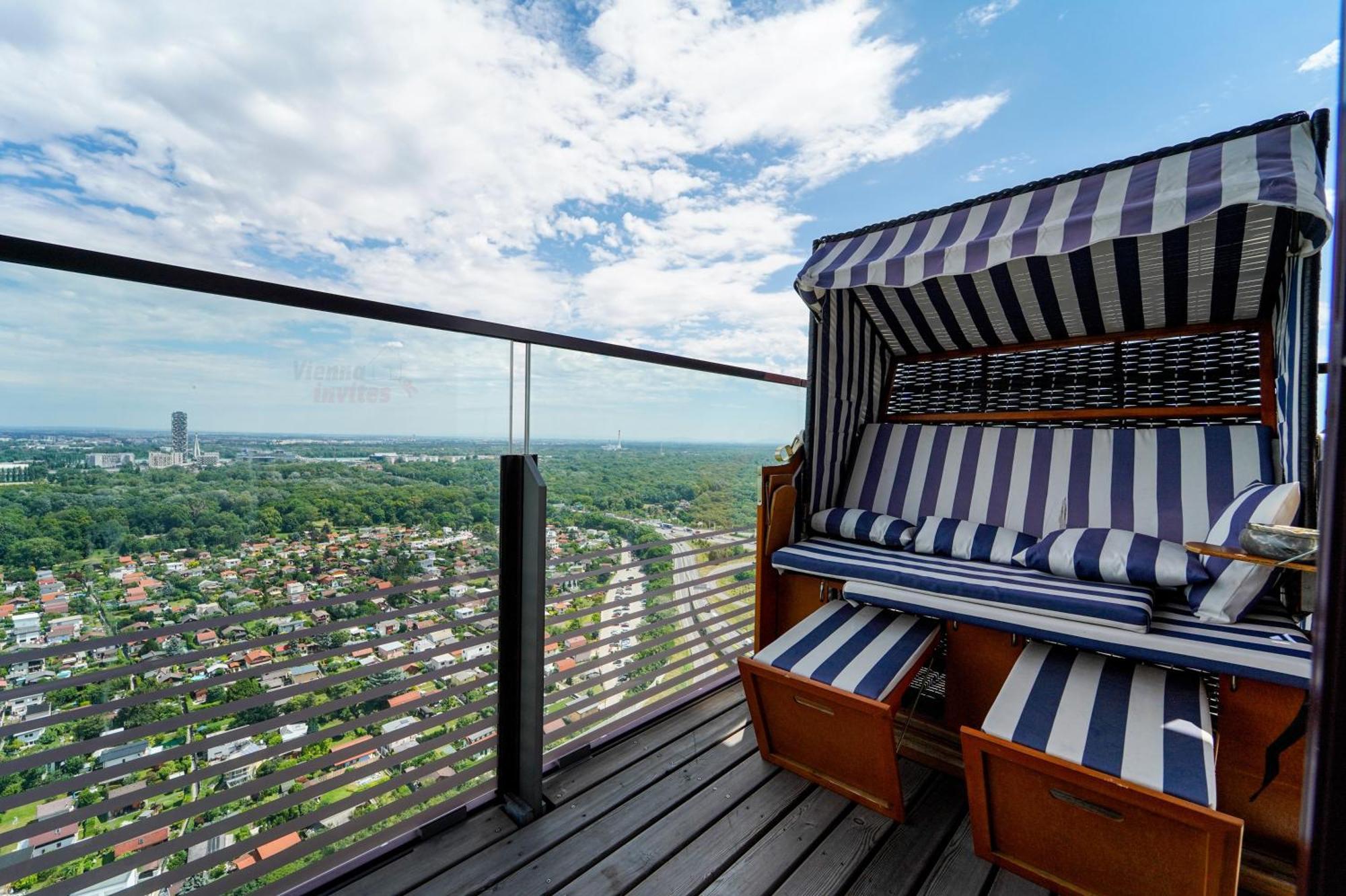 Triiiple 7Heaven - Amazing View On Top Floor With Rooftop Pool ウィーン エクステリア 写真